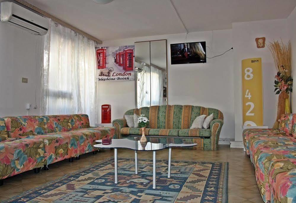Elsi Hotel Ріміні Екстер'єр фото